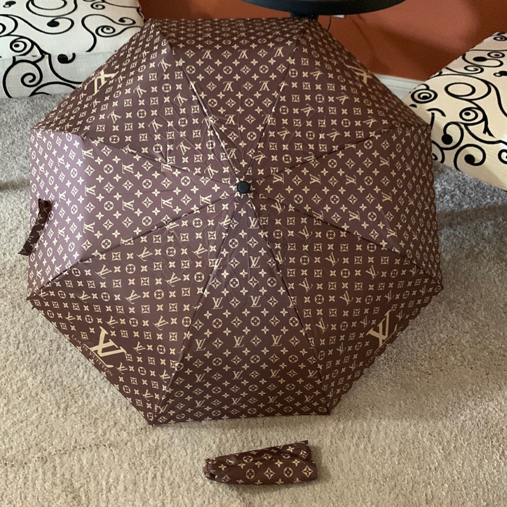 - Designer Fashion Umbrella